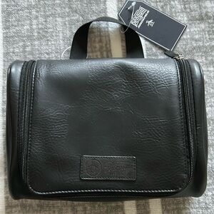 Penguin travel kit, new with tag